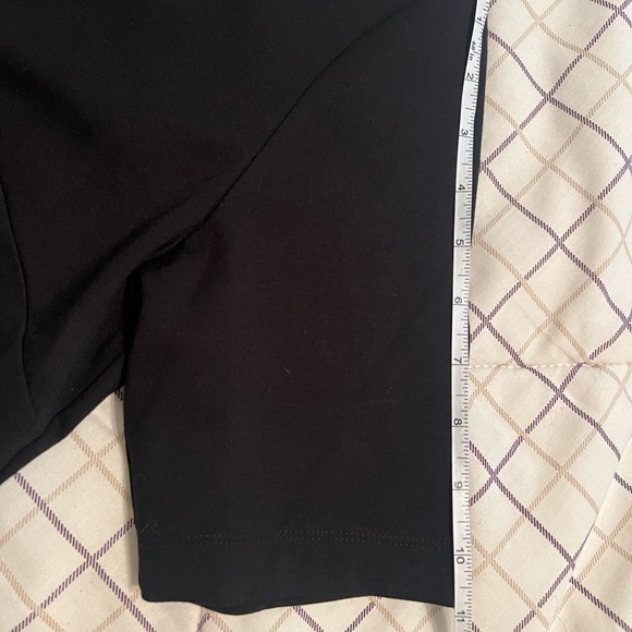 White House Black Market - Short Sleeve Sculpting AURA dress - 12 - Picture 7 of 9